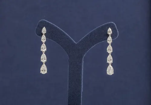 Long Pear earring