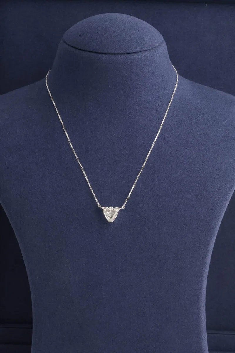 Tulip Necklace